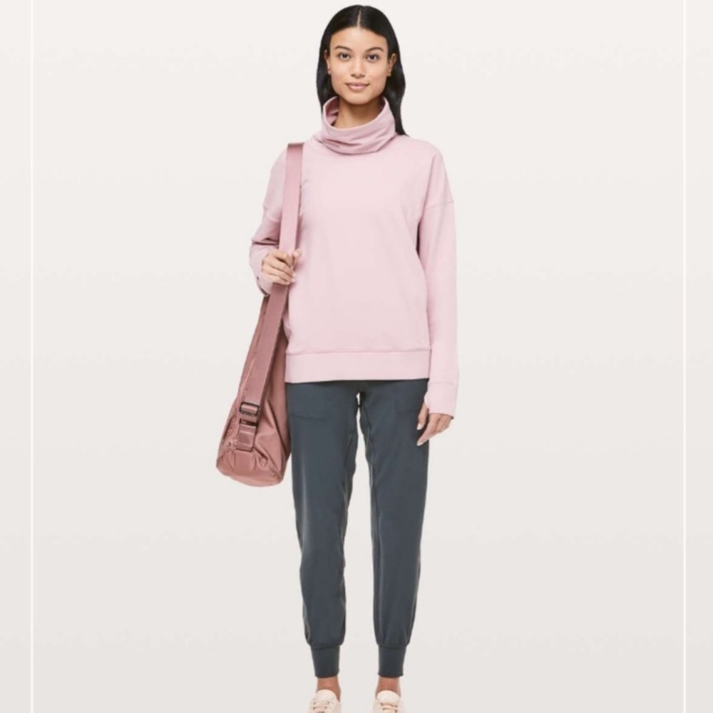 07. Lululemon Go Forward Pullover Porcelain Pink